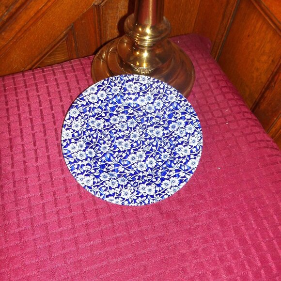 *** CALICO Design CHURCHILL *** PLATE 8.5 In - Picture 1 of 1